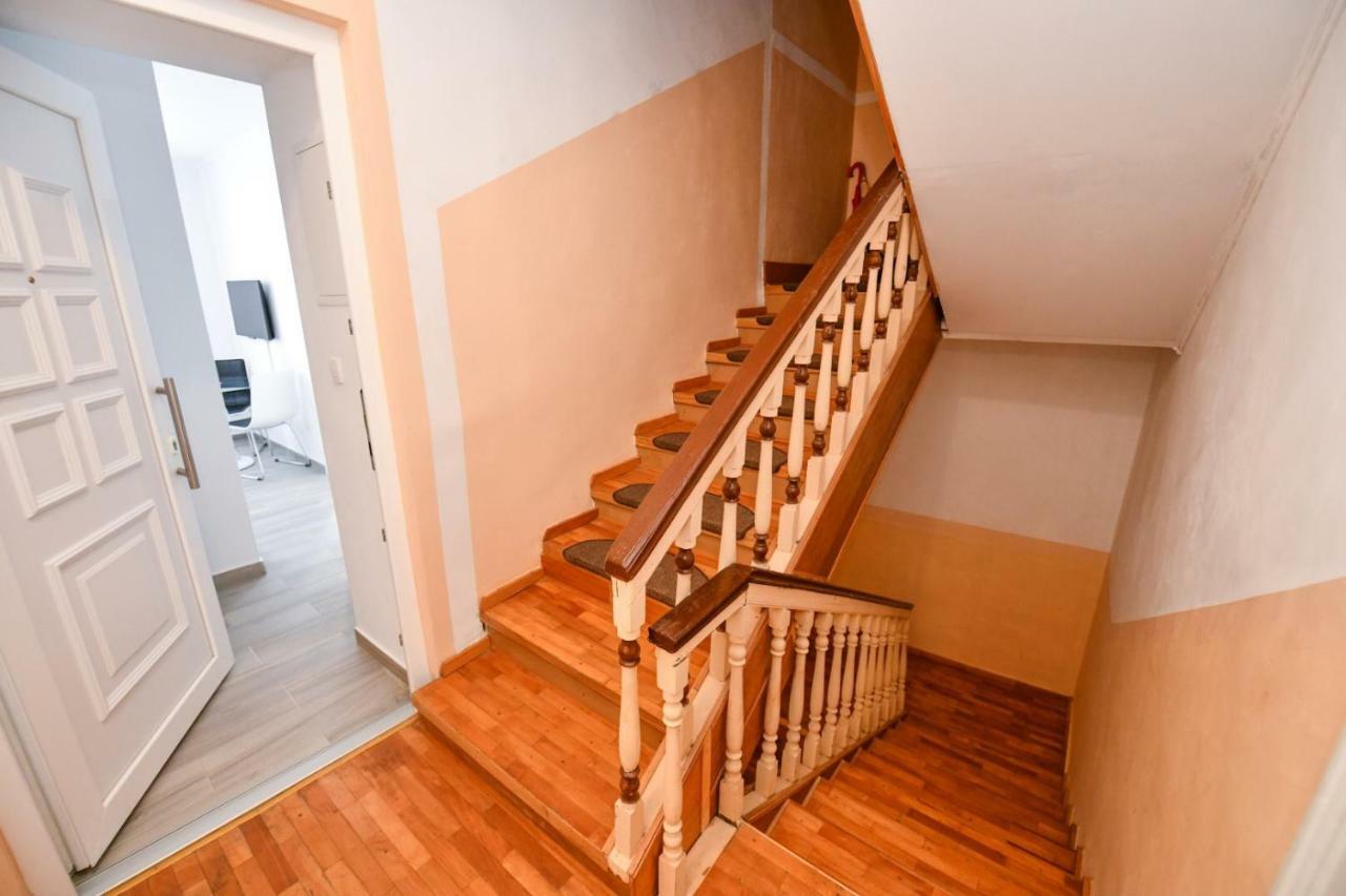 Apartment Cecilija Sinj Exterior photo