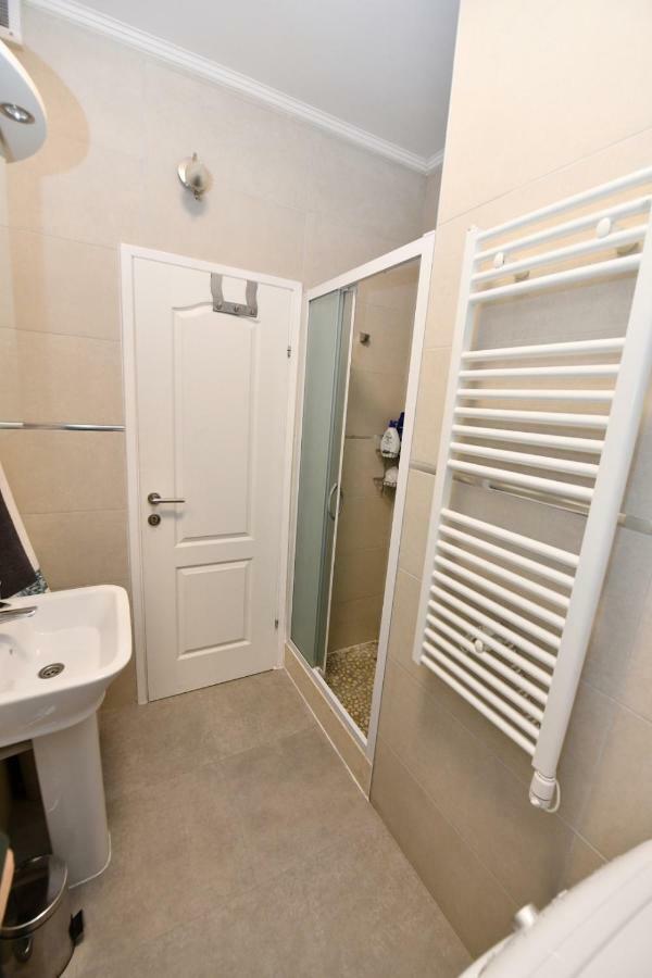 Apartment Cecilija Sinj Exterior photo