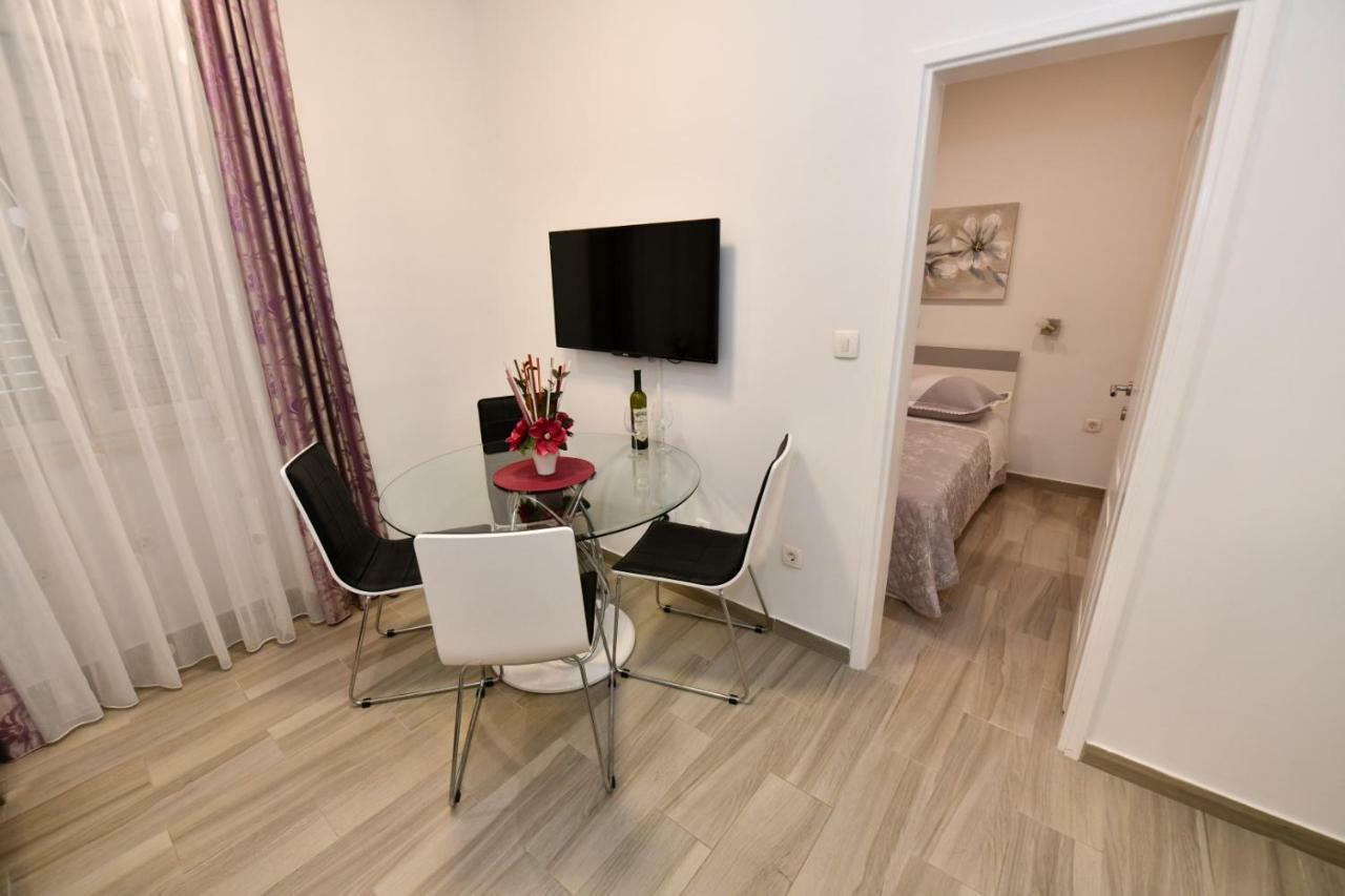 Apartment Cecilija Sinj Exterior photo